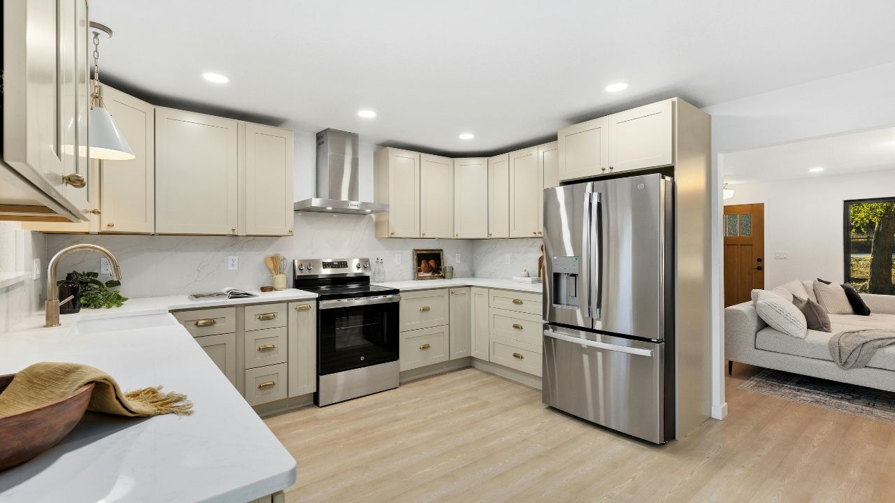 How to Choose the Right Contractor for Your Home Remodel